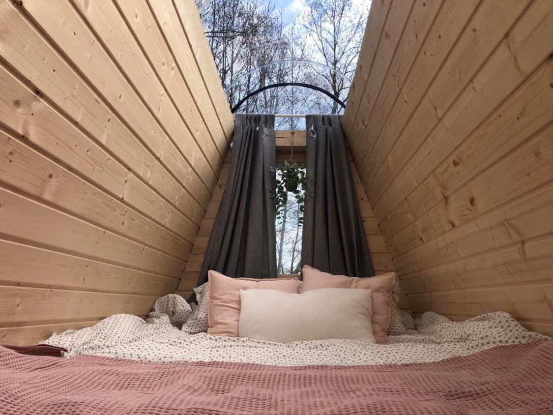 Niiralan Tila : Starlite Cabin Laitila 외부 사진