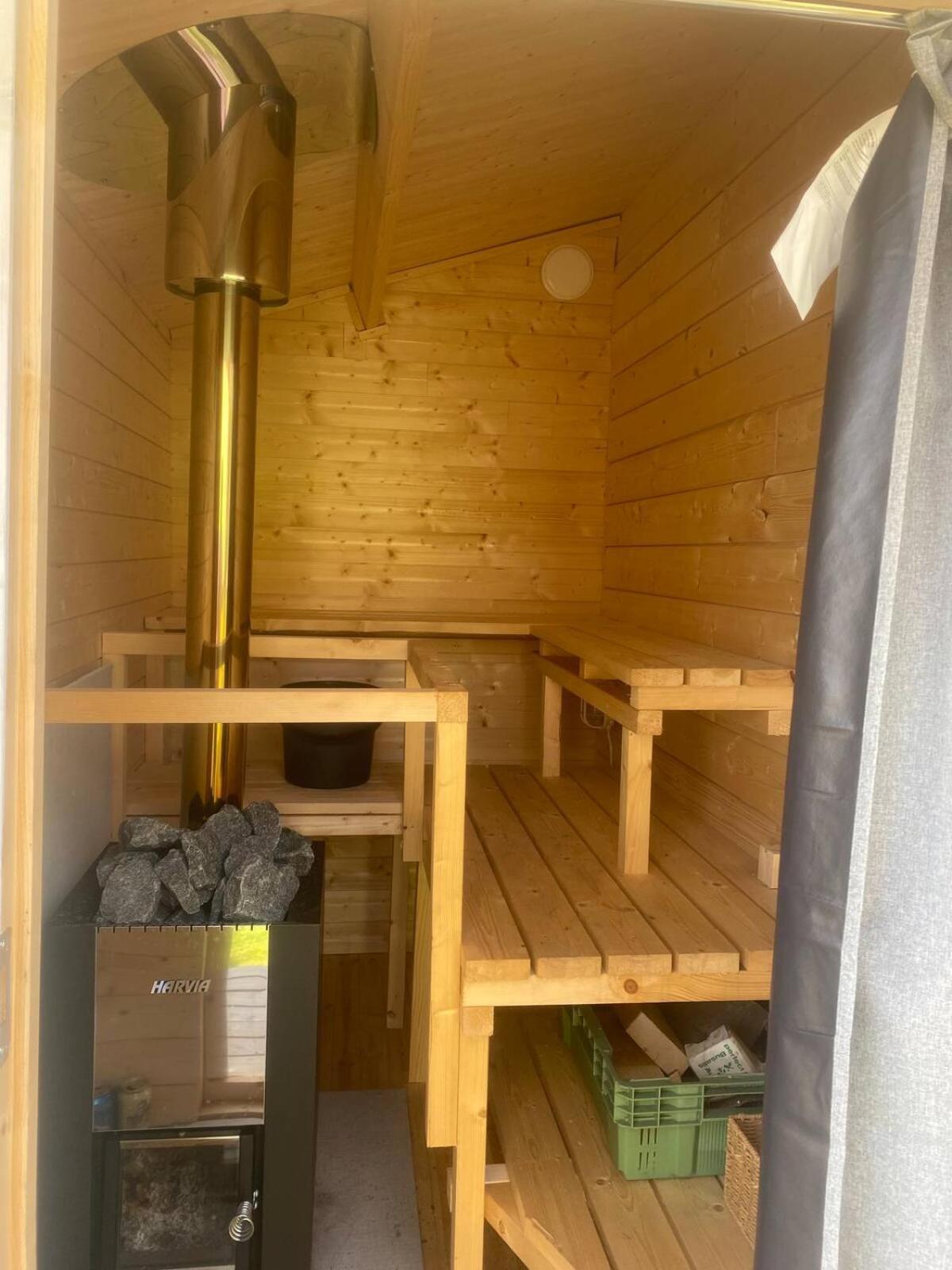 Niiralan Tila : Starlite Cabin Laitila 외부 사진